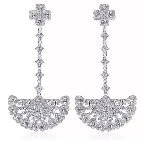 Swarovski Crystals The Randyne Long Fan Earrings - Picture 1 of 6